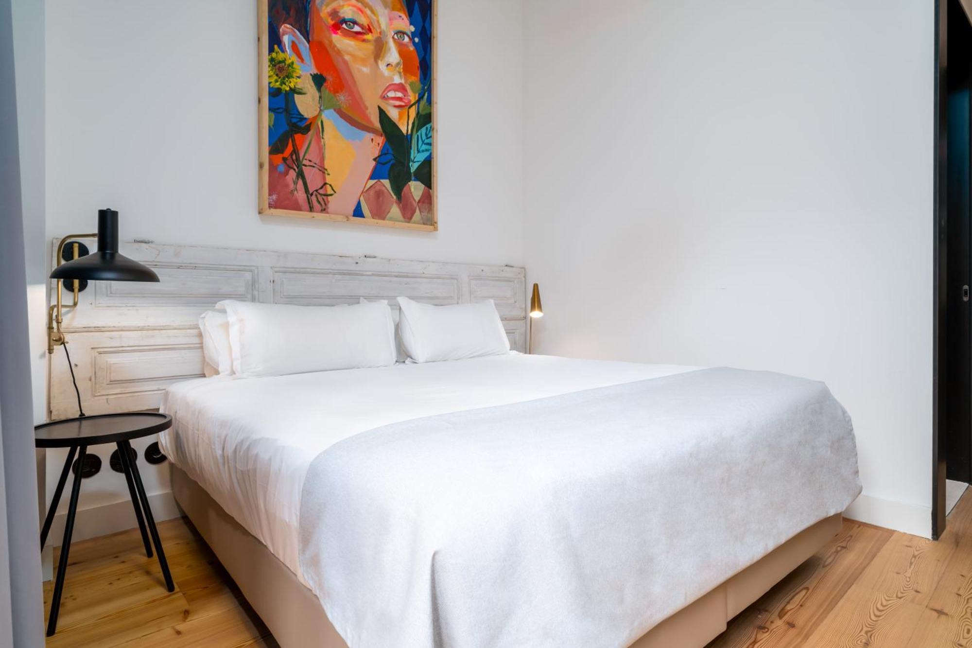 Limehome Porto Rua Das Oliveiras Rum bild